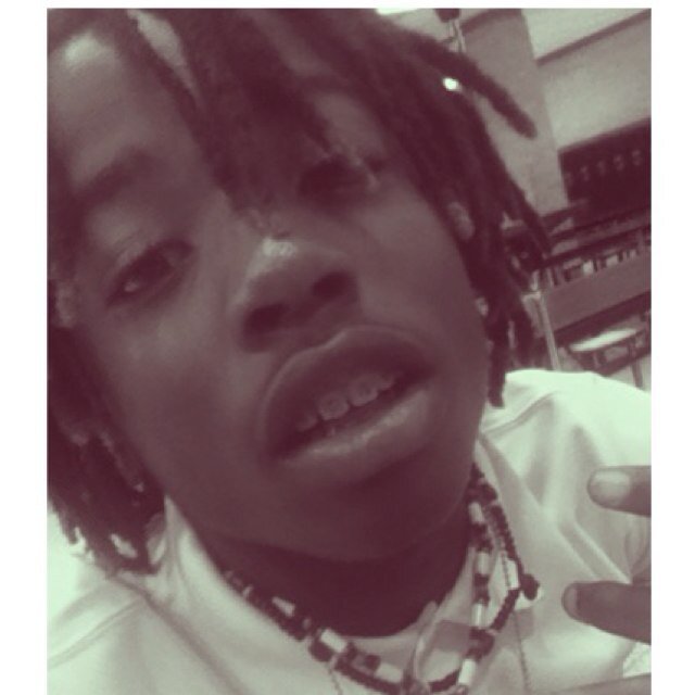 $$$ I need every Dime. so Follow me and also Fwm on kik @its_Bryoobitch | &&Follow Me on Instagram : @_bmaac