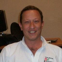 RodolfoRdgz's profile picture. Fan de los Vaqueros de Dallas, genio en computacion, un peligro  editando fotografias, futuro esposo de Charlize Theron!