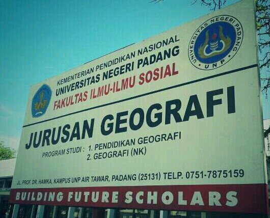 Geografi_UNP's profile picture. disini forumnya mahasiswa geogafi muda 
sharing kegiatan foto, artikel, tugas, link, dan informasi yang bermanfaat... 
#HidupGeografiUnp