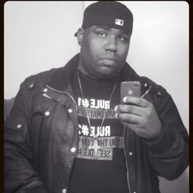 Without music life would be a mistake,Artist/Get$/Nba fanatic/ FOLLOW ME, mixtape the formula droppin dec 31st