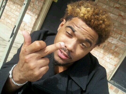 # richset #fukk it #kpondabeat #E.A ondatrack mixtape comeinq soon (beinq broke is non scense