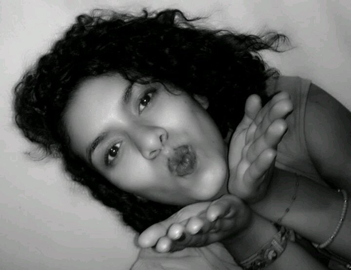 DiaanRdz's profile picture. En realidad no tengo muy claro hacia dónde voy, lo que sí sé es que deseo que me acompañes.