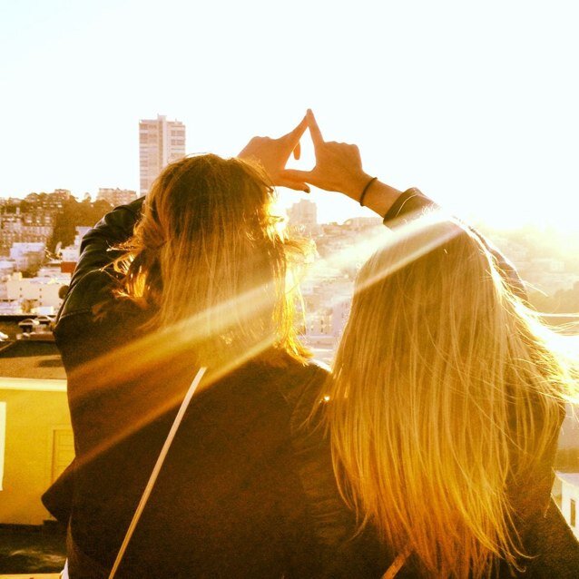 RachetRoommate's profile picture. Just tweeting my feelings about my three stupid roommates