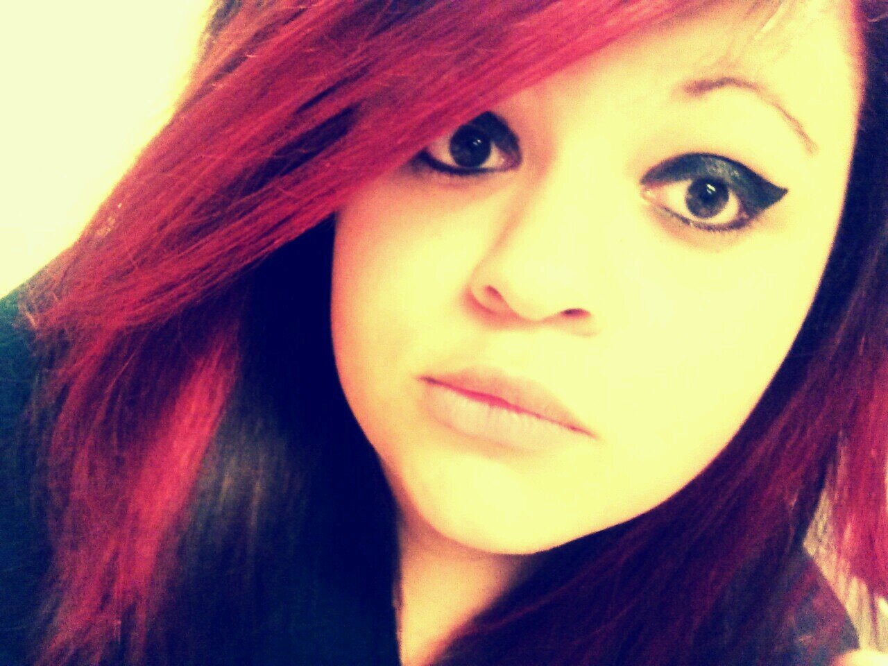 My name is Alivia.
Photography!!!♥ CONCERTS 
Tattoos && Piercings are AWESOME! :3 Family/Friends my world♥