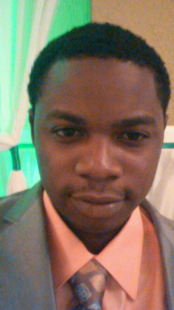 jbirdie321's profile picture. black and turning blue