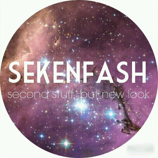 We are Seken Fash Shop, second stuff and low price. more info Instagram: @sekenfashshop
LINE: astrimp
WhatsApp 089666474926 Pin BB : 28F619B1
