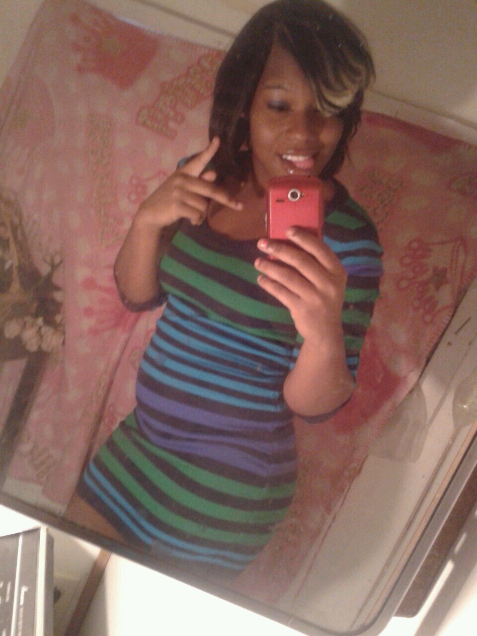 follow me on fb eatgreedii sharnay bishop 20 thyck biish living life..aint worried bout yu hoes