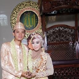 reemutz's profile picture. Simple it's me...
Q ni punya suamiQ @andy_mpelz




No body perfect..
B.coz perfect it.s Allah SWT