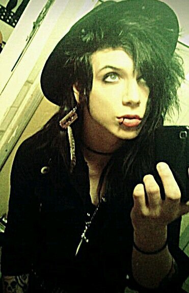 ~This account is not made to humiliate anybody. Everything on here is just roleplay.~