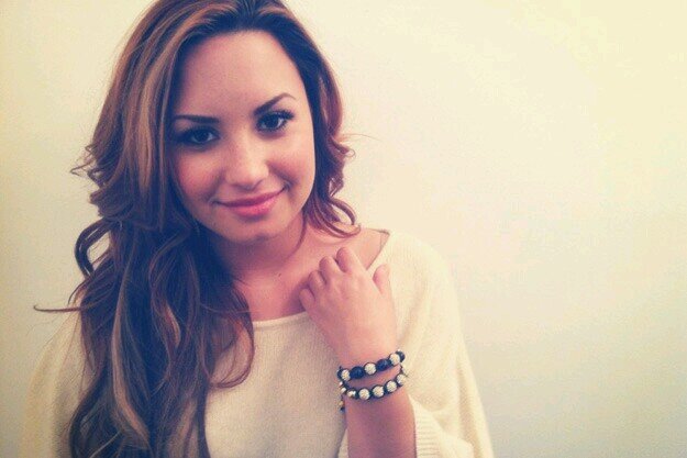 #Lovatic #HugeAlexandSierraFan STBYWK