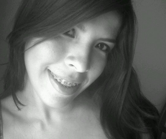 nana_jois's profile picture. Sin esperanza la vida ya no es vida...