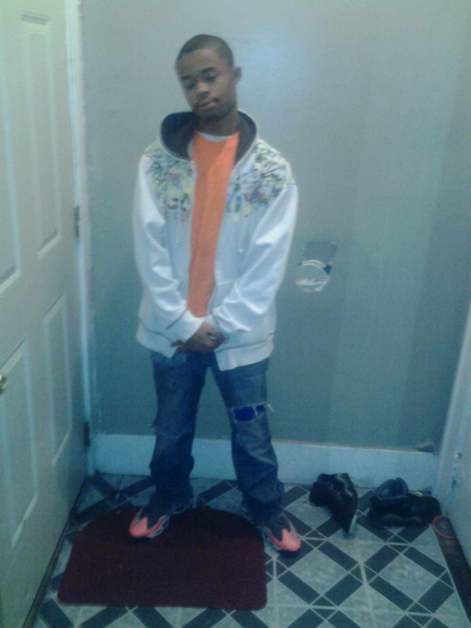 young rich nigga doin me hatin niggas iont care foe