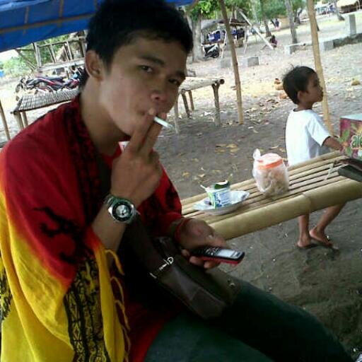 I'm simple jadi diri sendiri (y)