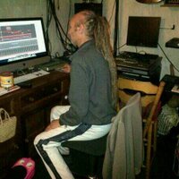 Asher E (@producerashere) Twitter profile photo