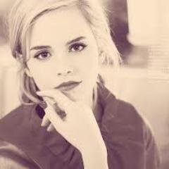 Eu só quero a Emma Watson na minha cama. 
Delena s2