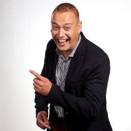 simon_v_d_h's profile picture. 