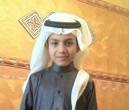 في قلبِ كل إنسان نبتة صَالحَة؛ إن سقاها بالخير تفرّعت وصنعَت له بستُانًا ، وإن سقاها بالشر فسَدت وأفسدت أرضه!