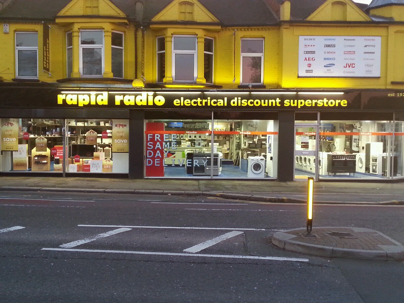 436-440 Forest road 0208 5203930 wstow@hotmail.co.uk independent electrical retailer,low prices great service