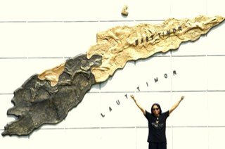 soklerock's profile picture. mencium tuhan..memeluk matahari..bermandikan cahaya..dan tetap menginjak bumi