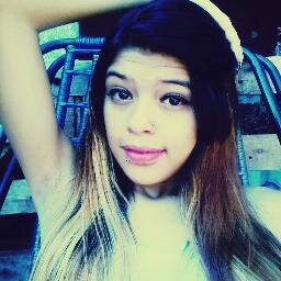 Um dia a gente aprende a conviver com uns, e a sobreviver sem outros. - I'm a Little Monster ♥