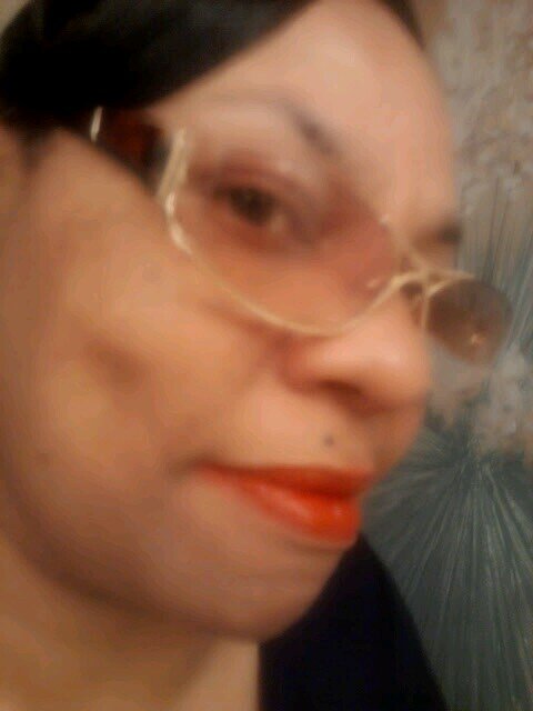 Credit Repair 
Online Course Instructor 
Resume Service
Job Search Service
ycdiyservices@gmail.com