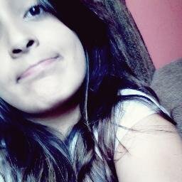 Você vai descobrir mais cedo ou mais tarde que o tempo pra ser feliz é curto, e cada instante que vai embora não volta mais.  :3