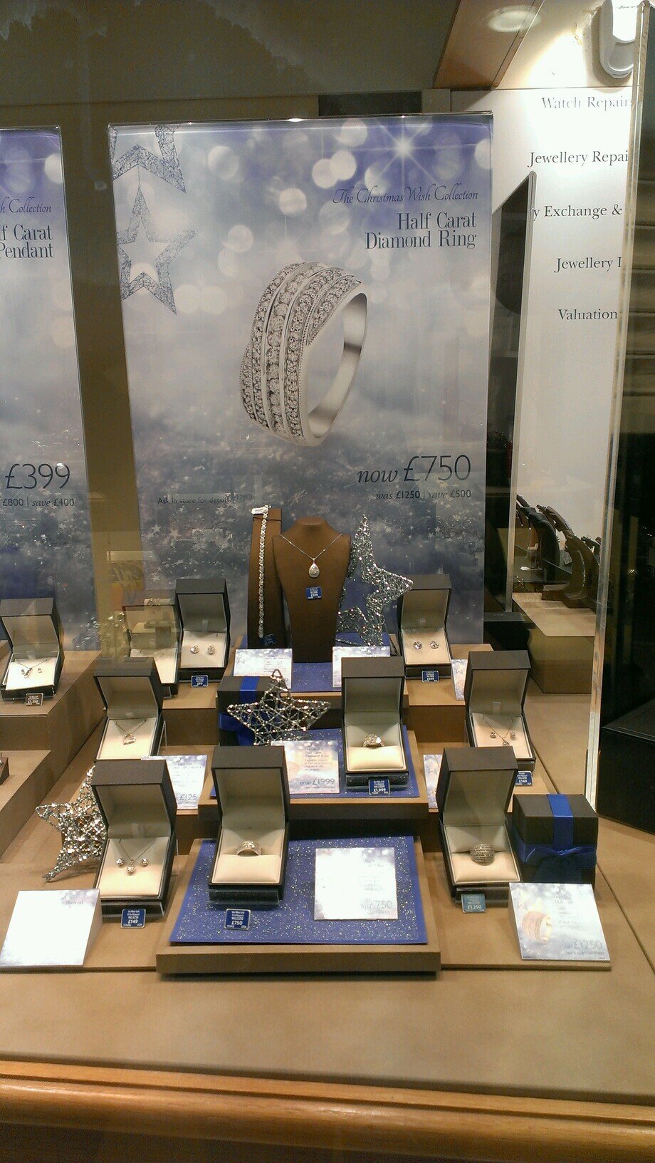 Ernest Jones peterborough♥Queensgate♥The diamond and watch specialists