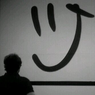 امنيتي ان اموت قبل موت #أمي فلا اريد الموت مرتين..♡