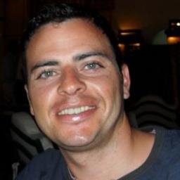 I'm Richie, I mostly tweet about geeky or gadget stuff, but occasionally rant about other hobbies such as sociable drinking and dancing like no one is watching.