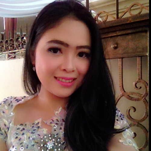 in relationship with @imamAlbert ♥,he is always know how to make me smile . .. IG: erindeyiend ~path:  erind eyiend