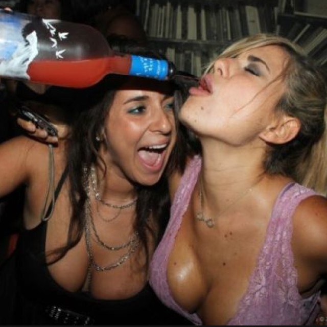 ecubadgirl's profile picture. Bad girls do it well