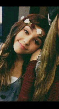 Hey! everybody listen,i'm madison beer NICE TO MEET YOU GUYS #melodies in my heart♥[Real:@MadisonElleBeer] (OPEN:๒o๑๓.๑o.๙)