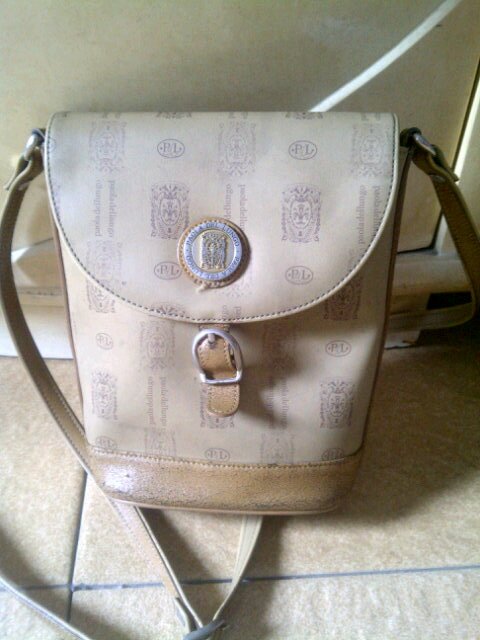 Akun baru, @vonsaBarter ke suspend :( di kelola 2 admin :) sms 085659062636