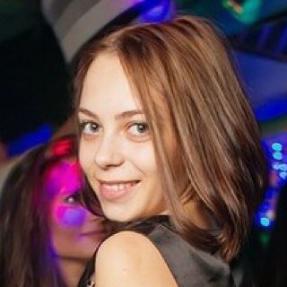 davidenna's profile picture. 