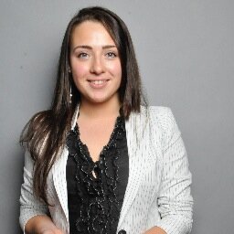 Brand Strategist | Blue Ocean Strategy Enthusiast | Social and Digital Native | Growth Hacker | Visual Artist |