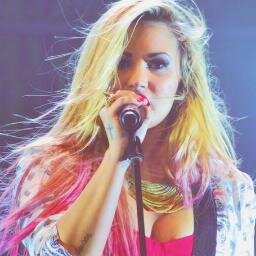 heey
Sou uma Lovatic, avá? Isso as pessoas ja sabem ♥
