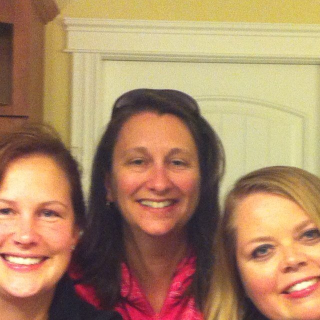 monique12916471's profile picture. 