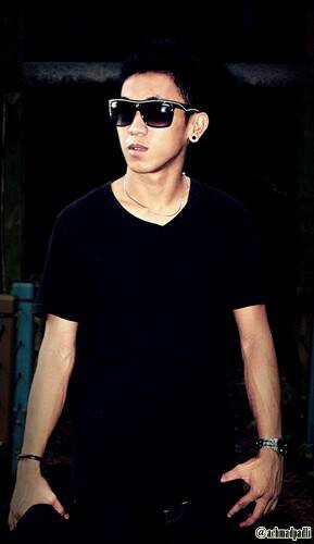 This is me.. A creative factory, production workshop,EO,artist/talent management,whatsapp 081520446668, line : ach_padli wechat : ach_fadli pin : 29E850C5