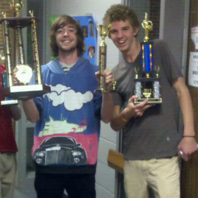 Mob Blu Indiana musicians. local boys getting active.  http://t.co/oEDcvvWrpY…