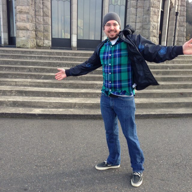 Collector of Knowledge. Always supporting the Colts, Blazers, Ducks & Timbers.