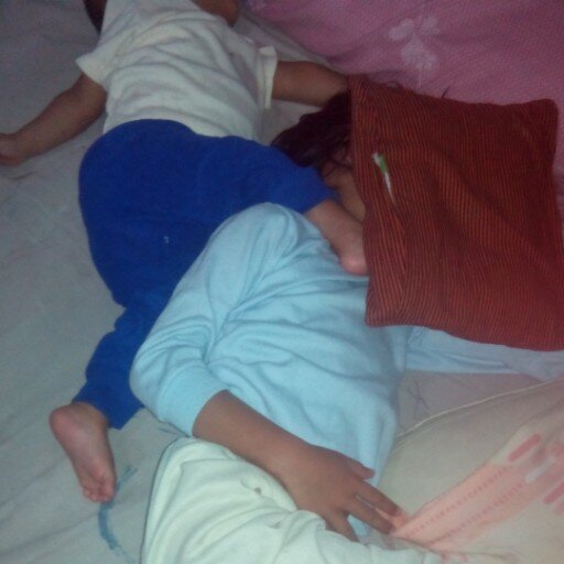 aci_icashop's profile picture. seorang ibu rumah tangga biasa ,dg 3 gadis cantik sholihah , menanti datangnya seorang jagoan.