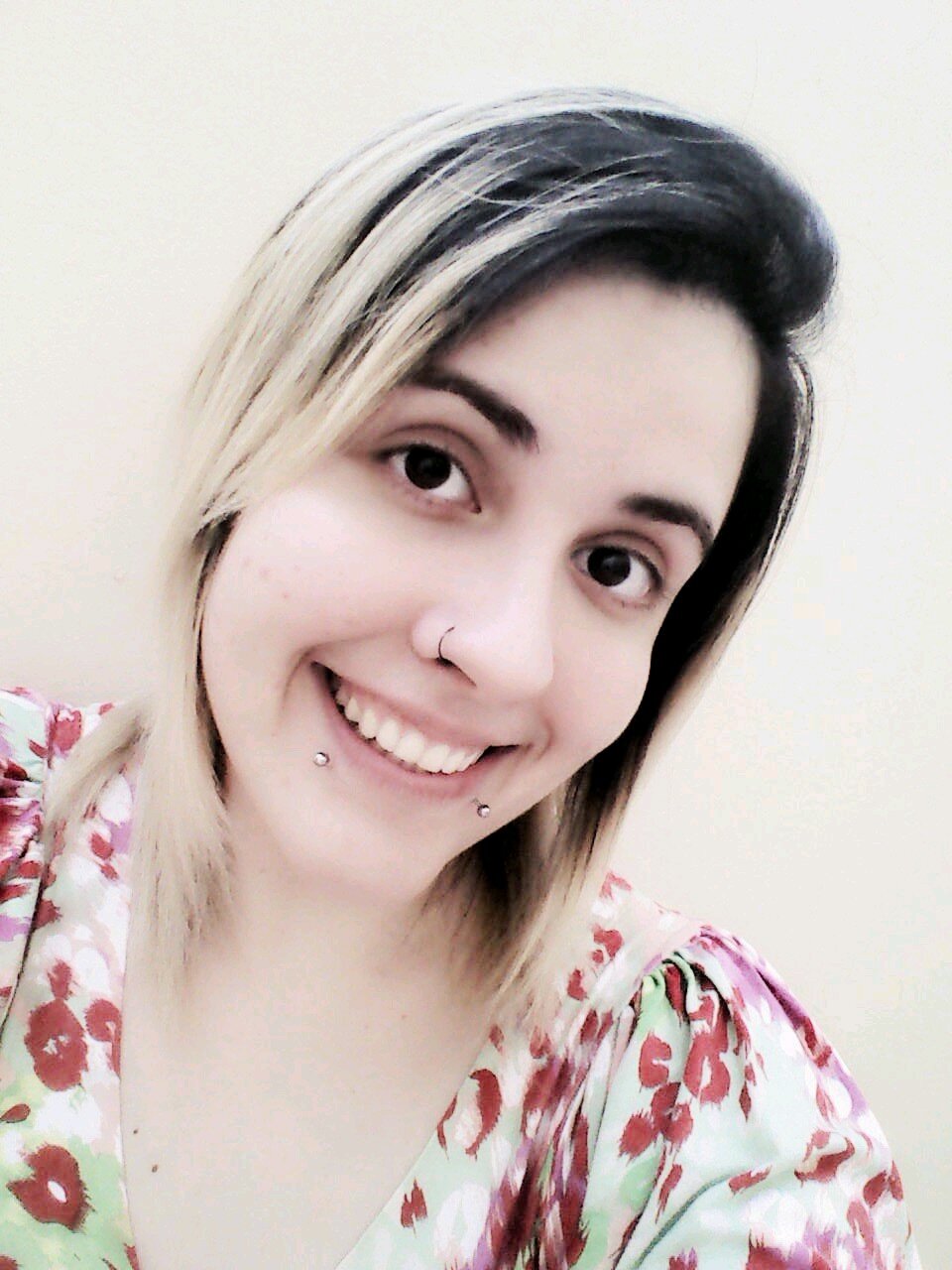 Tudo acontece no seu tempo. Tudo acontece, exatamente quando deve acontecer. (Caio F. Abreu)