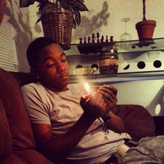 MARCO_32CMB33's profile picture. I WANT A LOT BUT WANT FOR NOTHING #GODFIRST#CRYSTAL5MADE #BLACKWORLD   IG@MARCO32_33CB