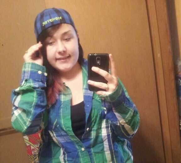 I'm a fat ugly dumbass canadian with no life and no friends um have a nice day life4sincerity lol