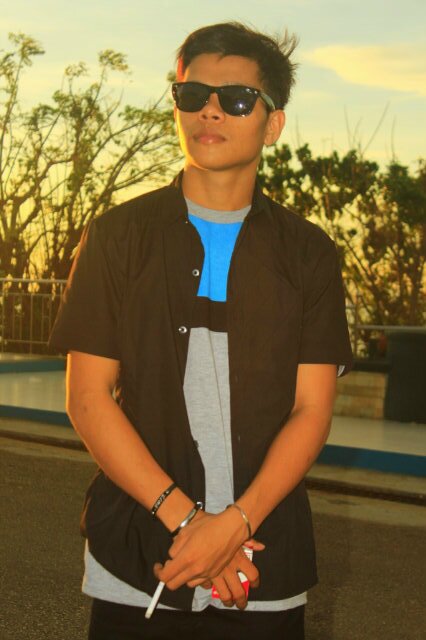 deathnote_link's profile picture. 