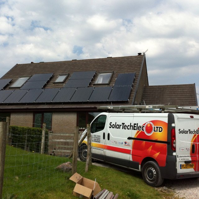 Solartechelec's profile picture. 