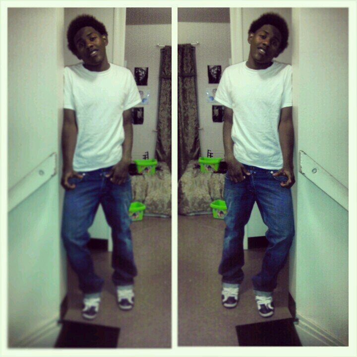 IG:TrippyMunch_                                                                                  BottomLife |       freetheguys       |  @LilDurk_