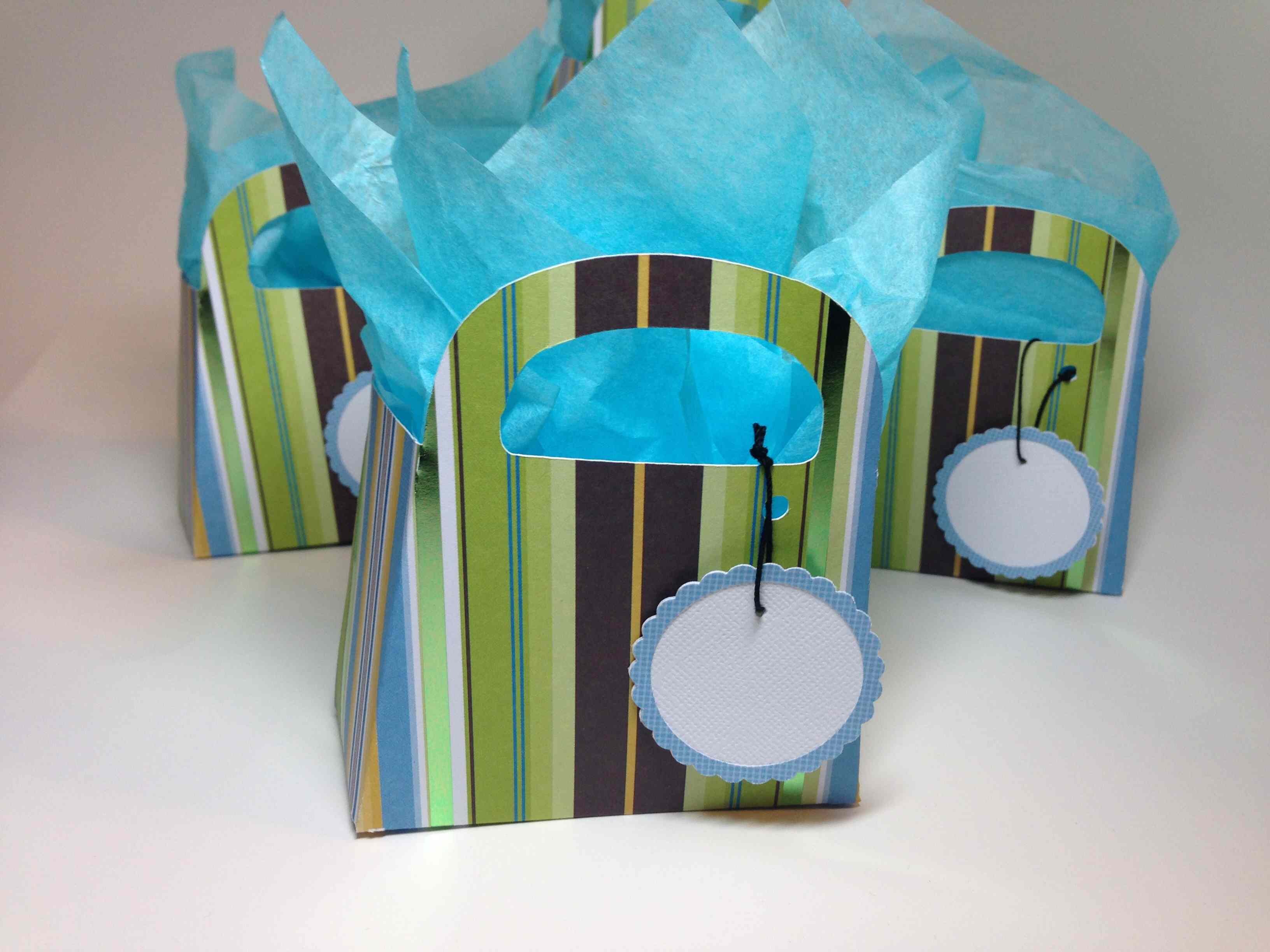 U_Celebrate's profile picture. Dress your gifts in minutes with great style!