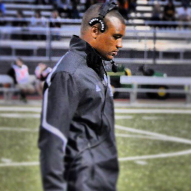 Cranford HS Football coach. MSU & CHS graduate. Never forget where you came from.....http://t.co/k0iZCnRGTG