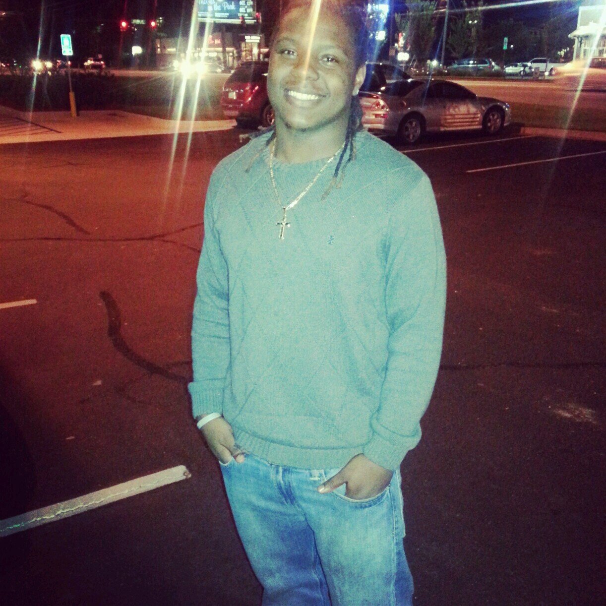 Florida Boy born and raised I'm a real mellow dude easy to talk to feel free to follow me and I'll follow you